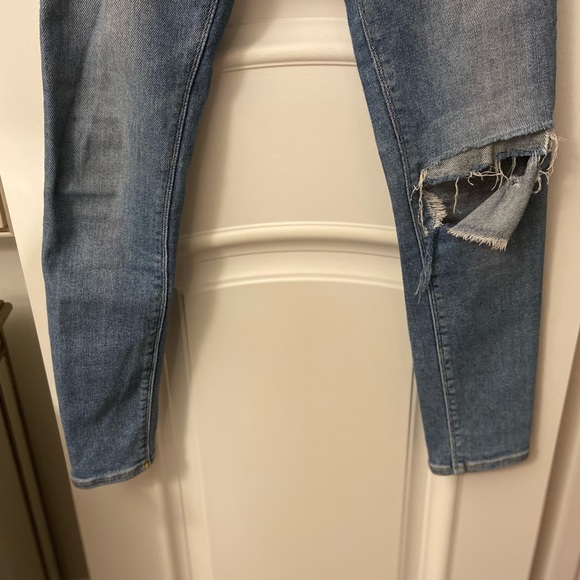 Zara High Rise Ripped Skinny Jeans - Picture 8 of 8